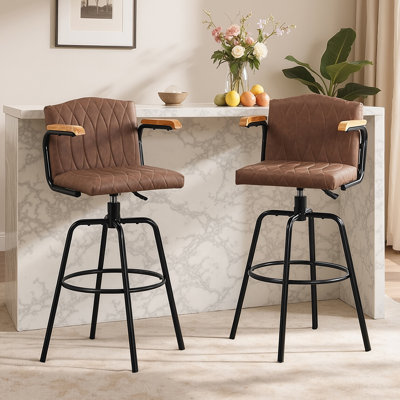 Ensemble de tabourets de bar modernes en similicuir de 2 chaises de bar à hauteur de comptoir de 30 po avec dossier et accoudoirs, structure en métal et accoudoirs en bois pour îlot de cuisine, bar pour la maison