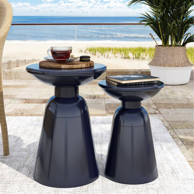 Table de bout S / 2 en métal bleu marine Modern "