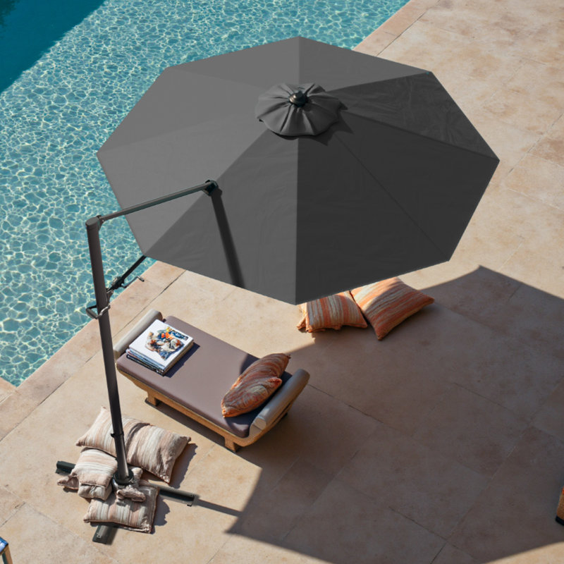 Parasol en porte-à-faux 116,1 po x 116,1 po, Noir, H 96,4 po x l 116,1 po x P 116,1 po