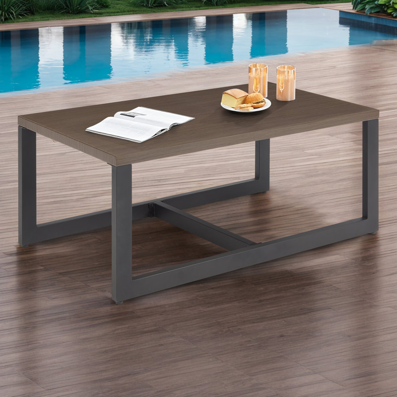 Table basse d'extérieur en métal N 47 po x P 26 po Naresa, Brun