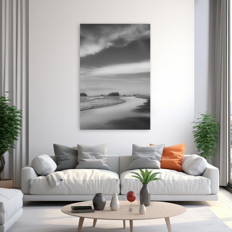 Tranquil Shoreline - coquillages côtiers et photographie et art marin blanc corail, H 60 po x l 40 po