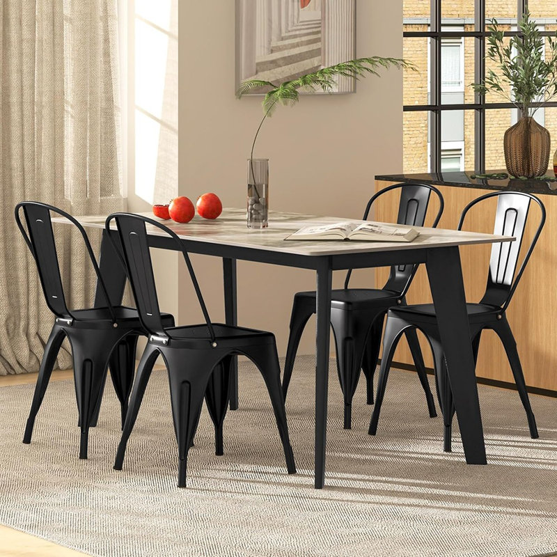 Ensemble de chaises de salle à manger en métal de 4 chaises de cuisine empilables industrielles de 18 pouces avec dossier haut détachable Tolix pour la salle à manger, le café, le restaurant et le bistro (noir)