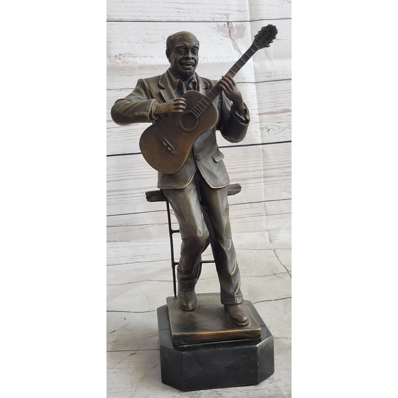 Figurines et sculptures