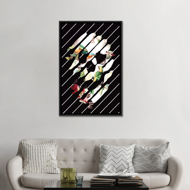 «Memory Skull» par Ali Gulec, impression sur toile tendue, H 26 po x l 18 po x P 1,5 po, Toile avec cadre noir, Pas de tapis