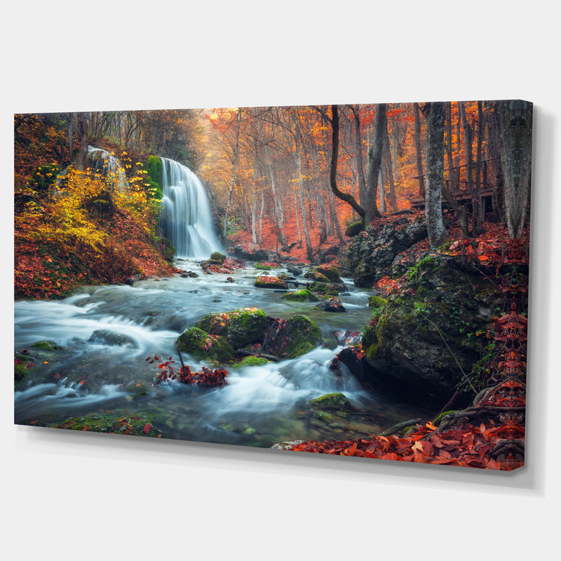 «Autumn Mountain Waterfall Long View - Landscape», reproduction de photo sur toile, H 20 po x l 40 po