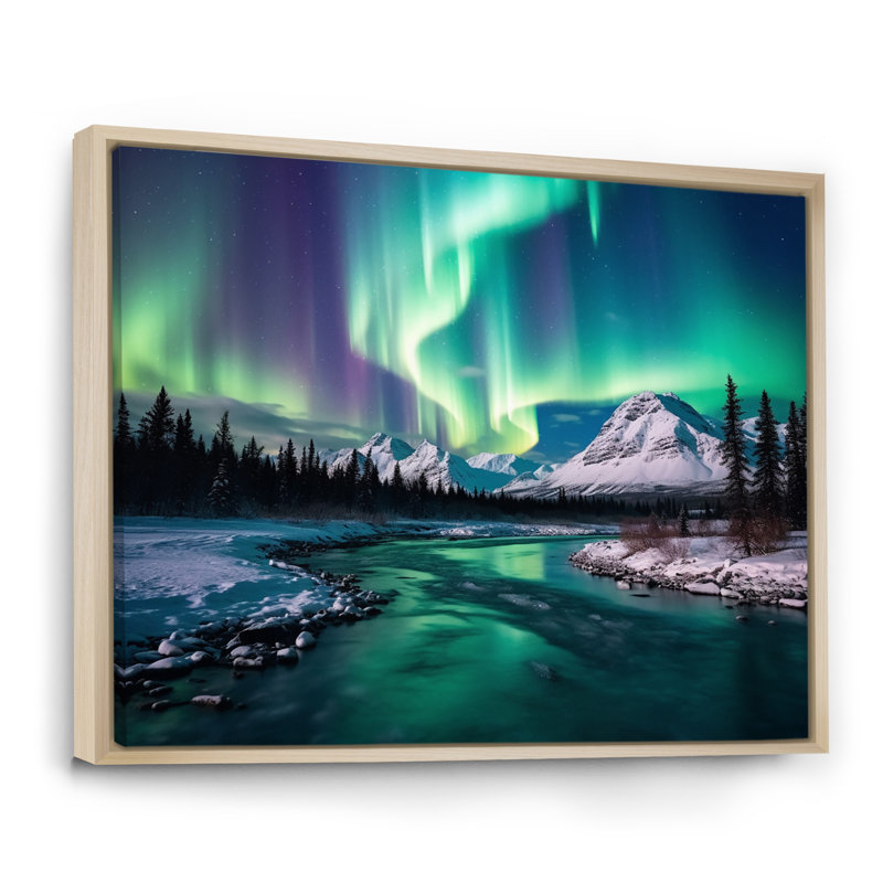 Aurores boréales dans de superbes montagnes de l'Arctique I sur toile, 16" H x 32" W, Cadre naturel flottant