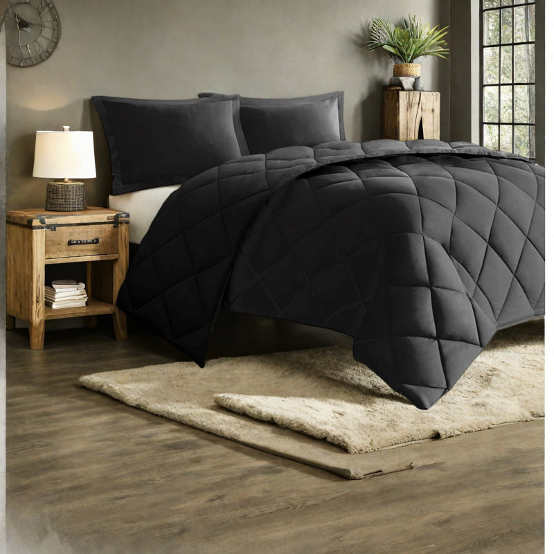 Cozy King Bedding Sets, Reversible Polyester Comforter, Modern Bedroom Essential
