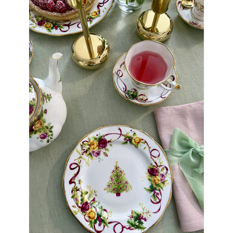 Old Country Roses Christmas Tree Teacup & Saucer Set