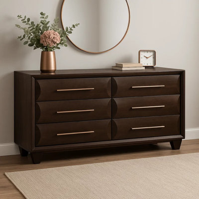 Commode large 6 tiroirs Nitz, bois massif brun espresso, poignées or rose