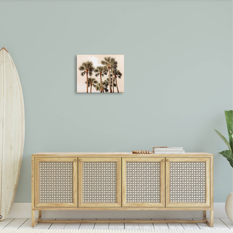 «Summer Palm Trees Sky» par Natalie Carpentieri, L 20 po x H 16 po x P 1,5 po, Toile tendue