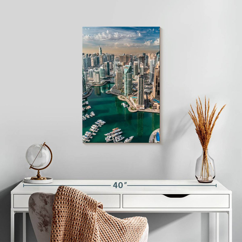 La marina de Dubaï vue d'en haut, H 24 po x l 16 po