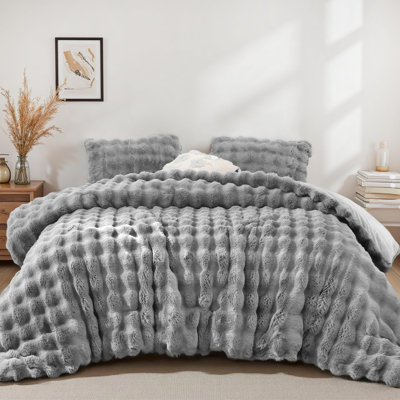Yikush Fluffy Comforter Set 3 Pieces- Ultra Soft & Warm Faux Fur Comforter With Two Pillowcases For Winter