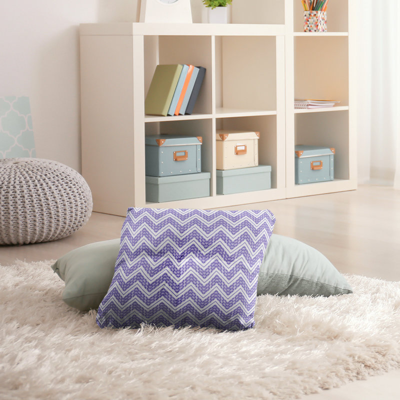 Coussin Rhonda Cheval, 30 po x 30 po, Mauve/blanc