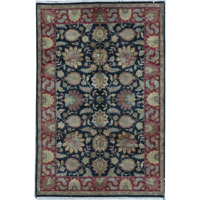 Tapis noir et rouge de haute qualité noué à la main