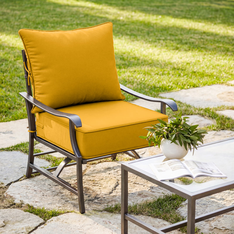 Ensemble de coussins de siège d'extérieur Wynee, 4", Jaune, L 22 po x P 22 po