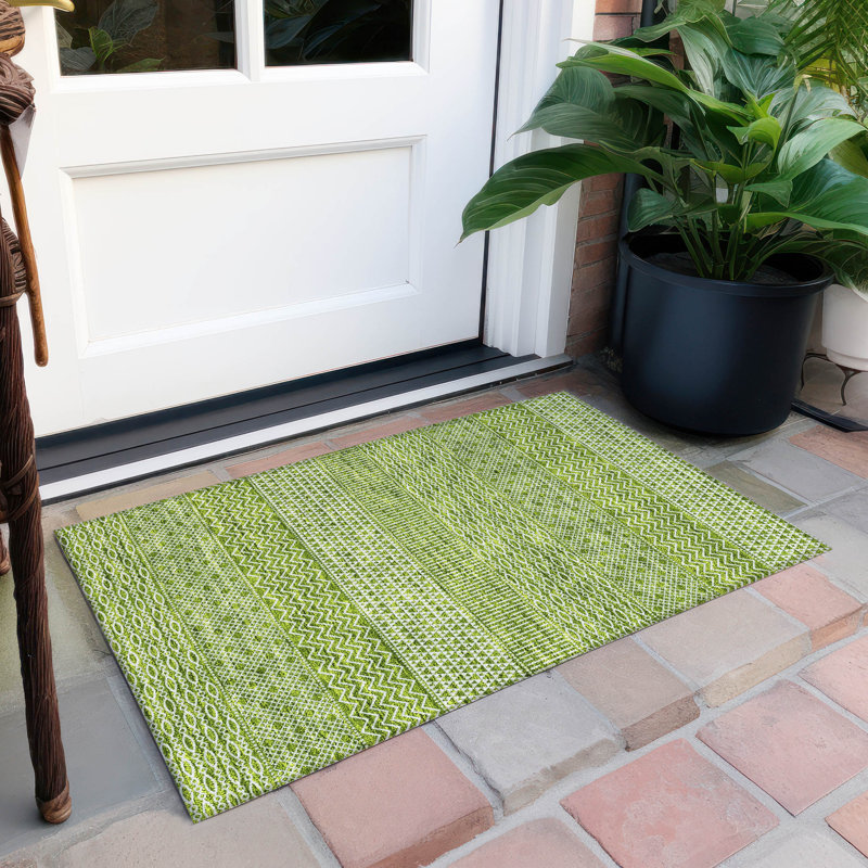 Tapis Tisdell avec envers antidérapant, Rectangle 1 pi 8 po x 2 pi 6 po