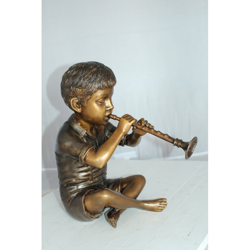 Statue garçon avec fontaine en bronze - Taille: L 7 po x l 11 po x H 14 po.