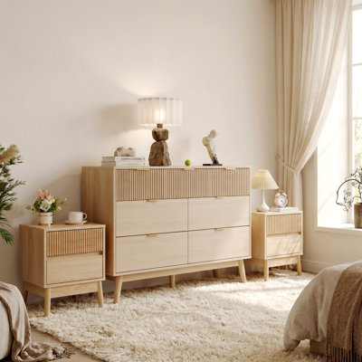 Bedroom Set, 2 Nightstands And Dresser