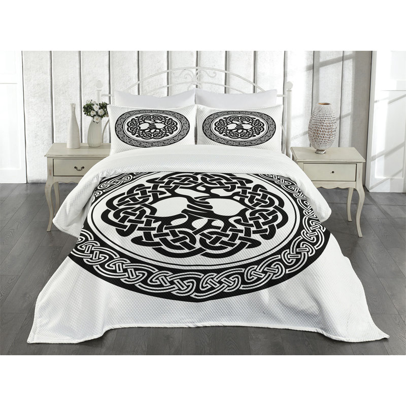 King White Quilted Bedspread Set with Celtic Design