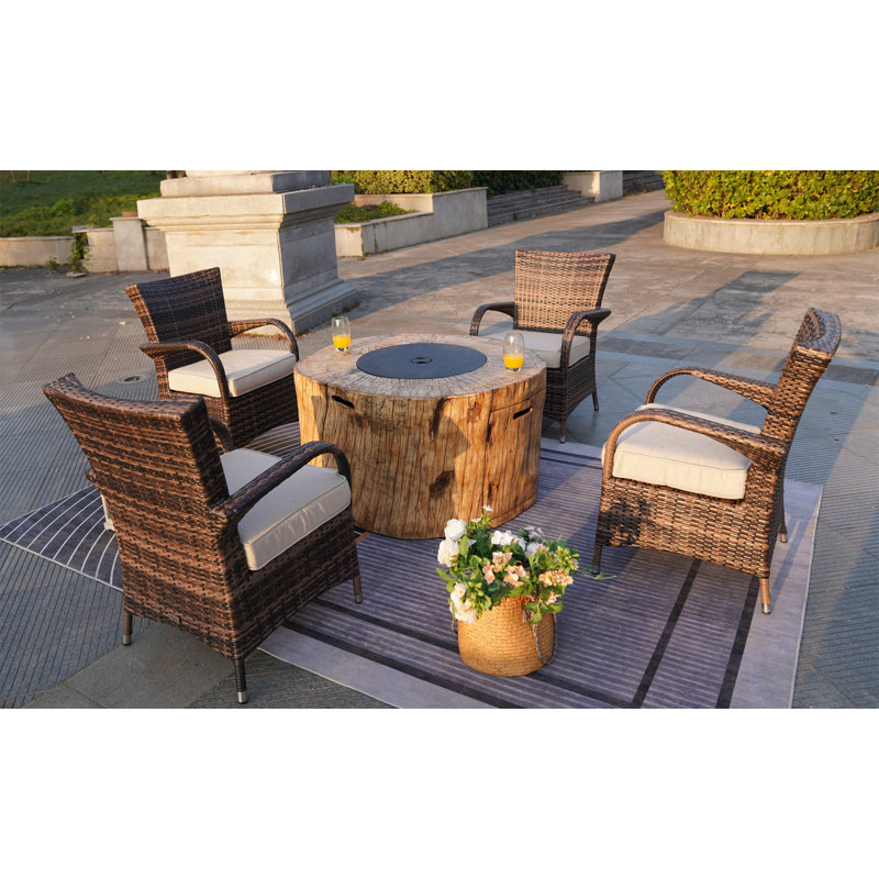 4 - Person Patio Conversation Set with Cushions