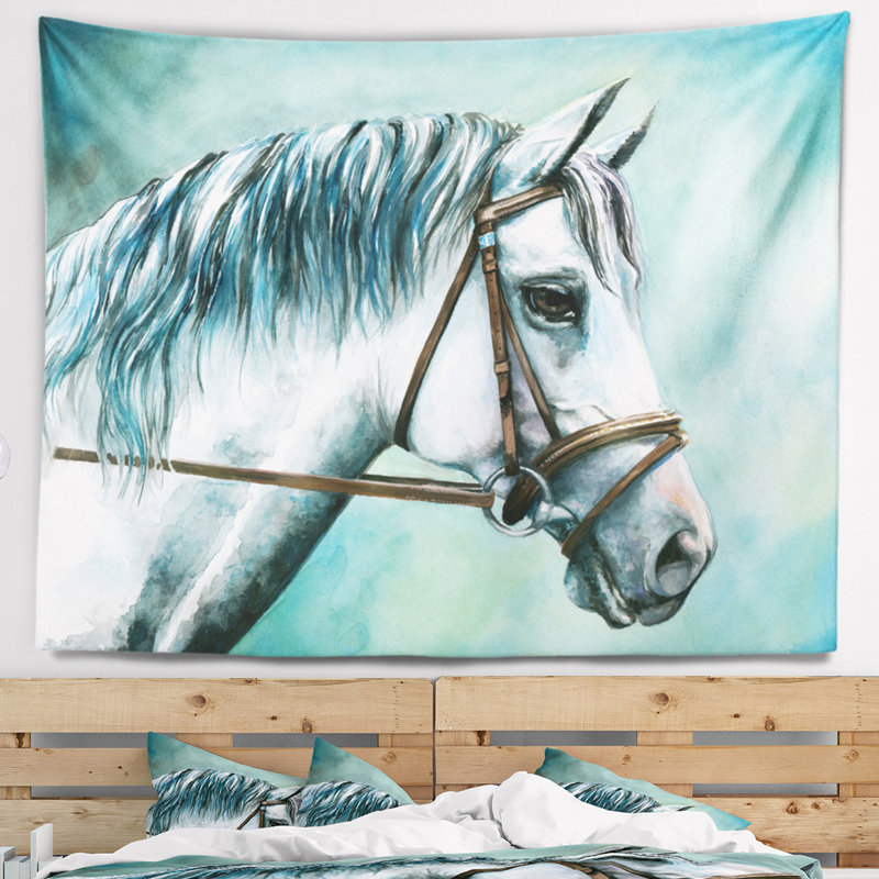 Tapisserie cheval gris sur fond bleu, H 32 po x l 39 po
