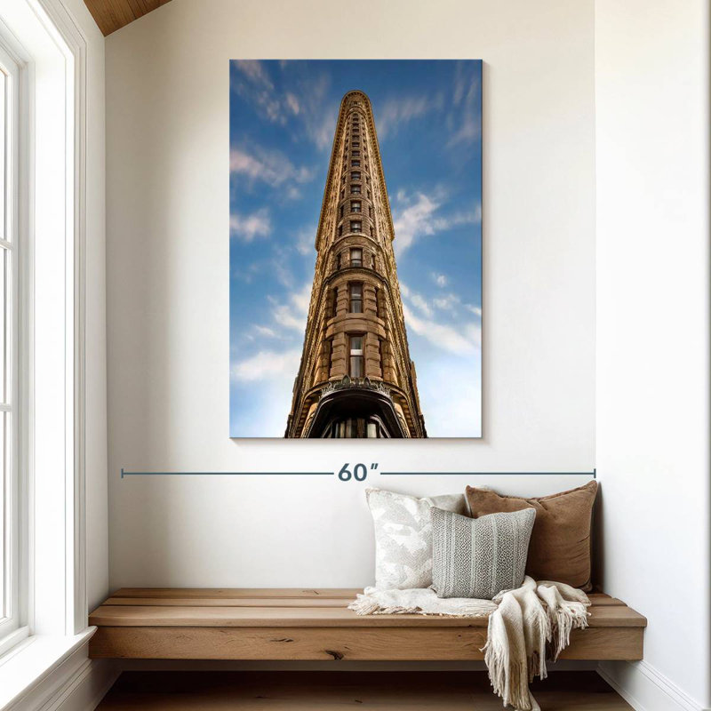 Manhattan's Flatiron Building, H 48 po x l 32 po