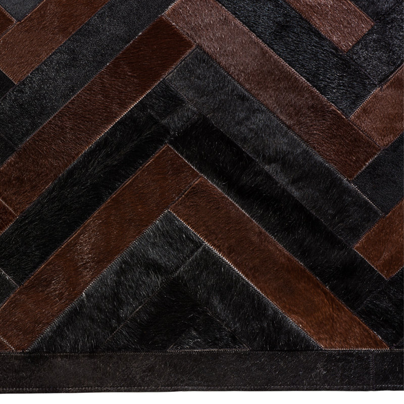Plutus Cowhide Chevron Area Rug, Rectangle 6' x 9'