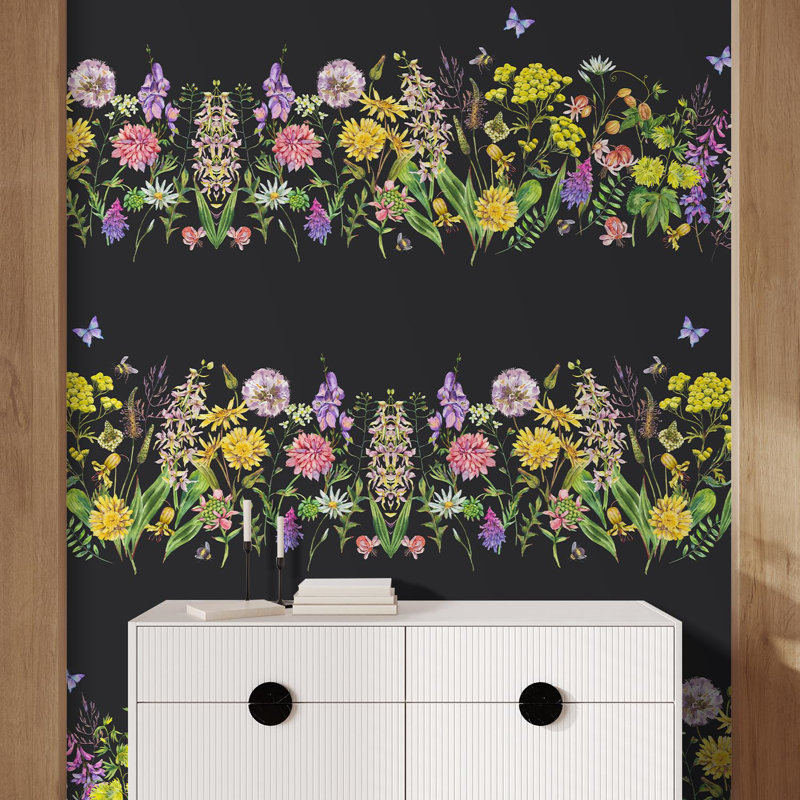 Peel & Stick Floral Border, 108" L x 72" W