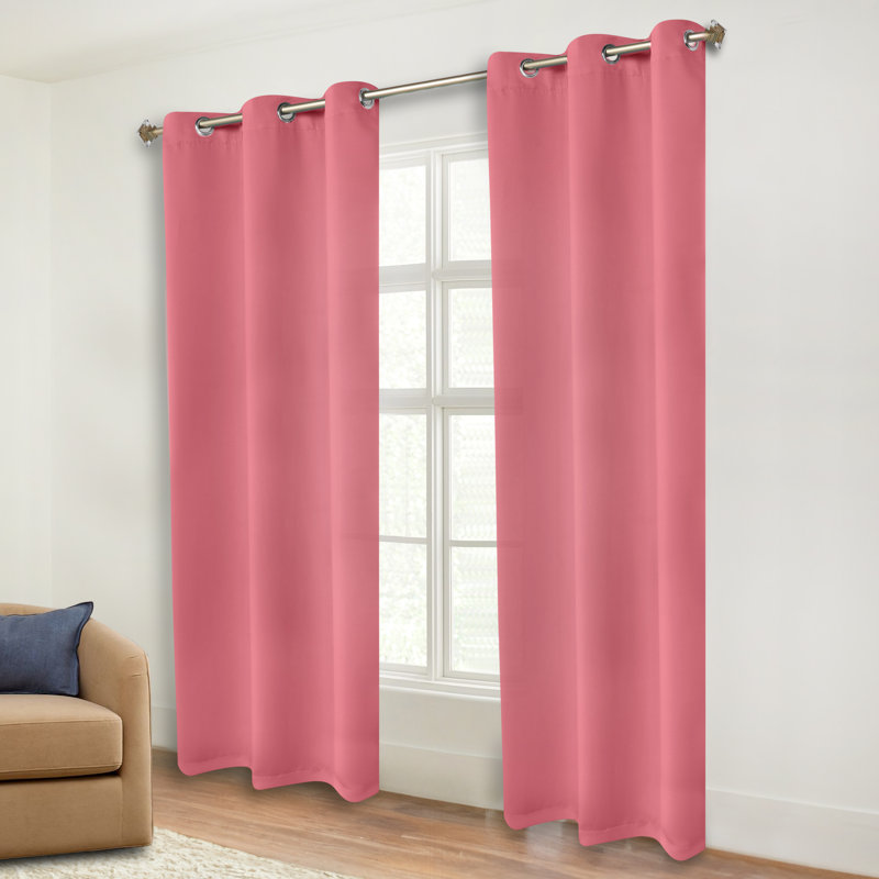 Paire de rideaux obscurcissant avec œillets Millendon, Rose, L 42 po x L 84 po