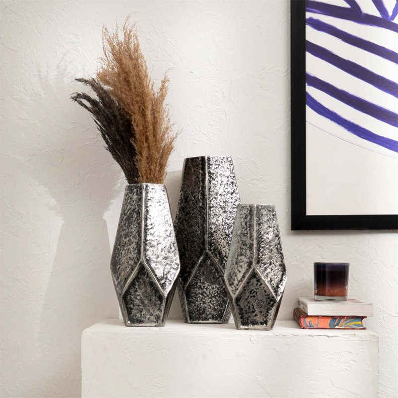 Vases décoratifs en nickel antique en aluminium - ensemble de 3 pour des décorations de table élégantes et une décoration polyvalente