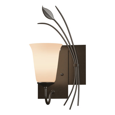 Leaf 1 - Light Dimmable Armed Sconce
