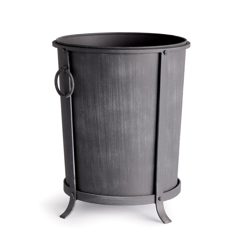 Oberon Planter Medium, 20.50" H x 15.50" W x 15.50" D