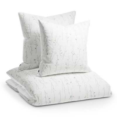 Polyester Flowered Duvet Cover Set with Pillow Shams Included