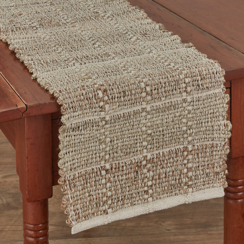 Chemin de table Dovecove Origins - L 36 po - Sable, 36 po x 13 po