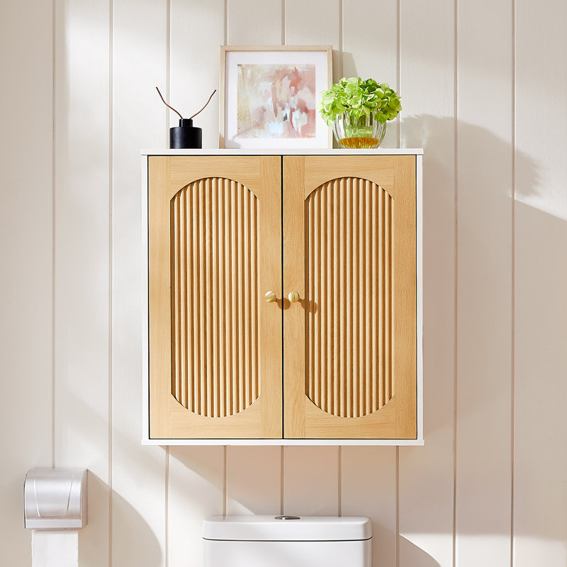 Armoire de salle de bain murale avec panneau de porte cannelé et tablette réglable, chêne blanc et naturel, 2 pièces