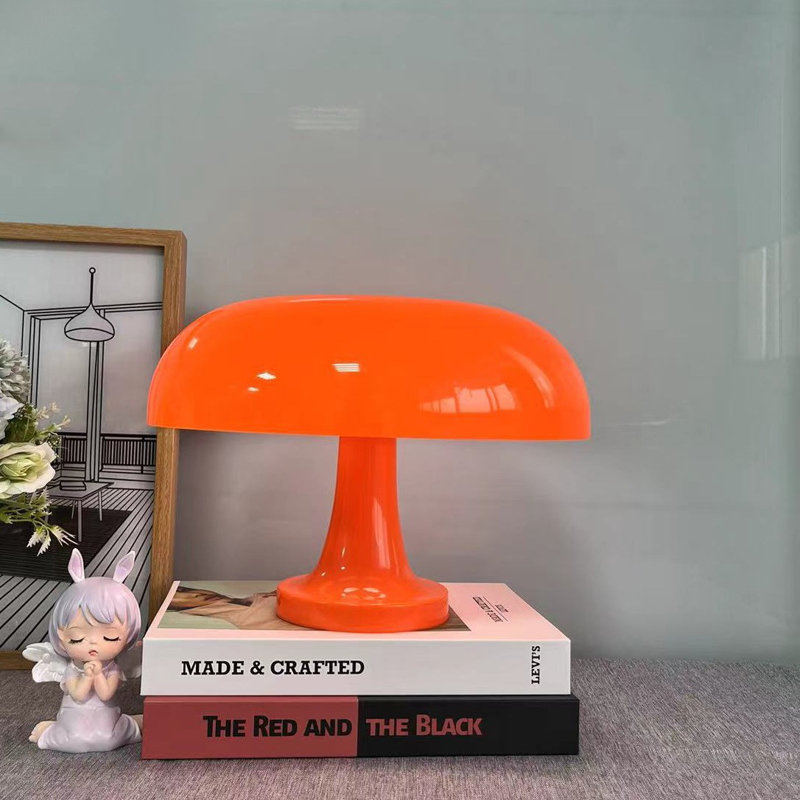 Lampe de bureau champignon moderne et unique