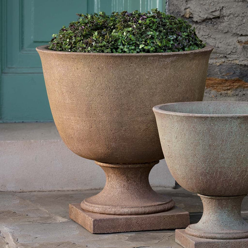 Très grande urne Hampstead, H 19,25 po x l 19 po x P 19 po, Gris