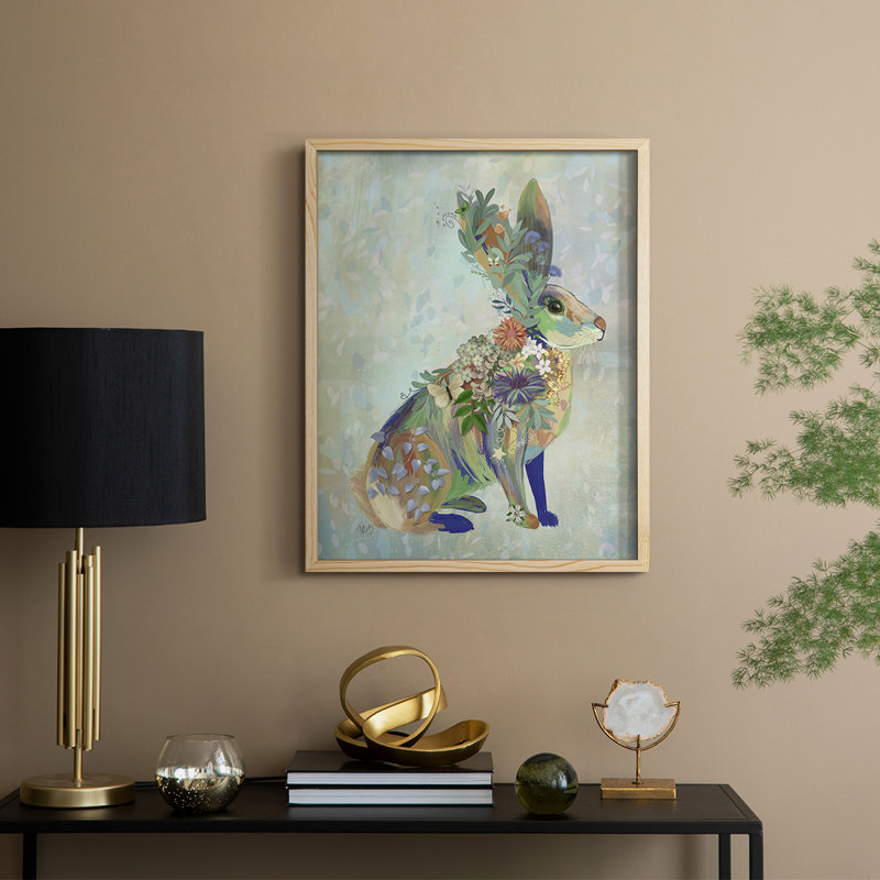 Fantastic Florals Hare, assis, reproduction encadrée - bois massif, H 11 po x l 9 po