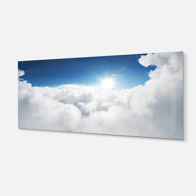 Ciel bleu et soleil au-dessus des nuages - photographie non encadrée sur métal, H 12 po x l 28 po x P 2 po