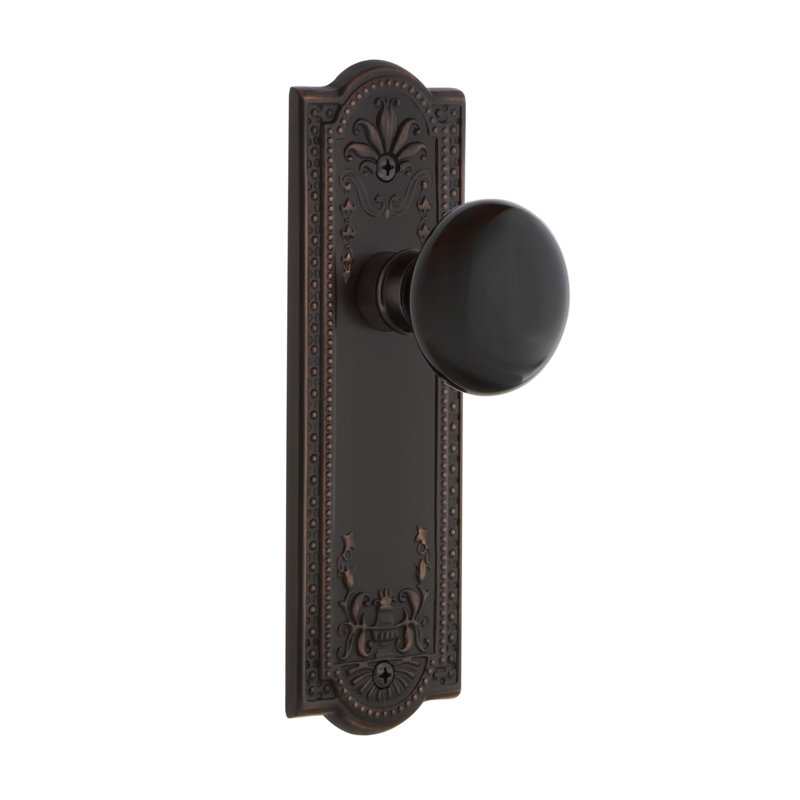 Plaque Meadows avec bouton de porte en porcelaine noire, Bronze intemporel, 2 3/8 po