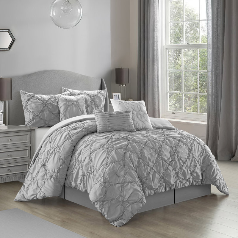 Mariscos Microfiber 7 Piece Comforter Set, California King, Gray