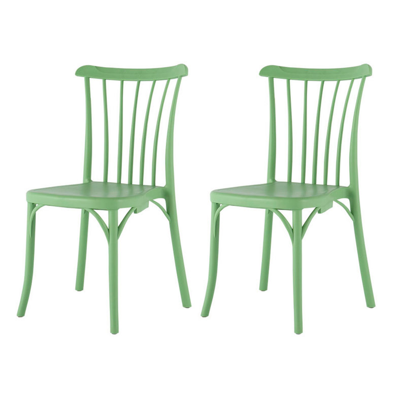 Ensemble de deux chaises de salle à manger d'extérieur empilables en plastique vert