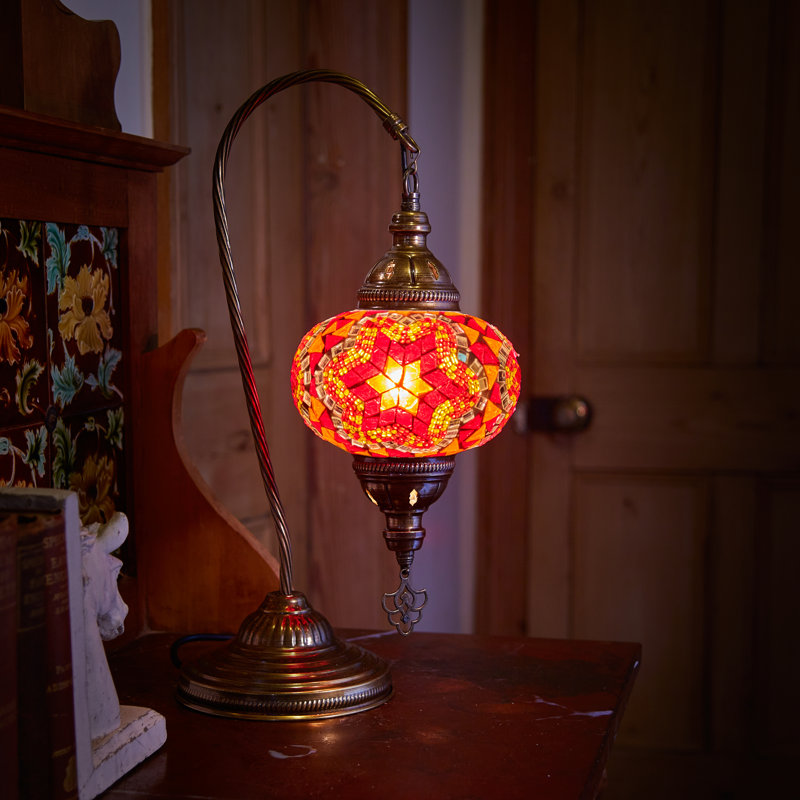 Karlie Metal Lighting Lamp