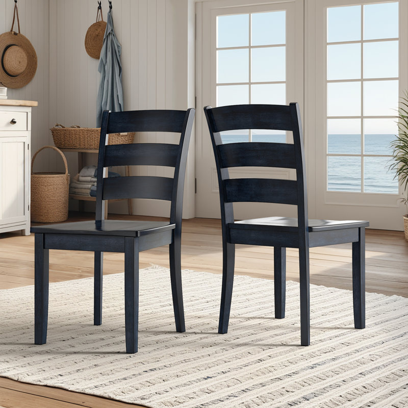 Chaise d'appoint à dossier en échelle en bois massif Alexa-Mae, Bleu foncé