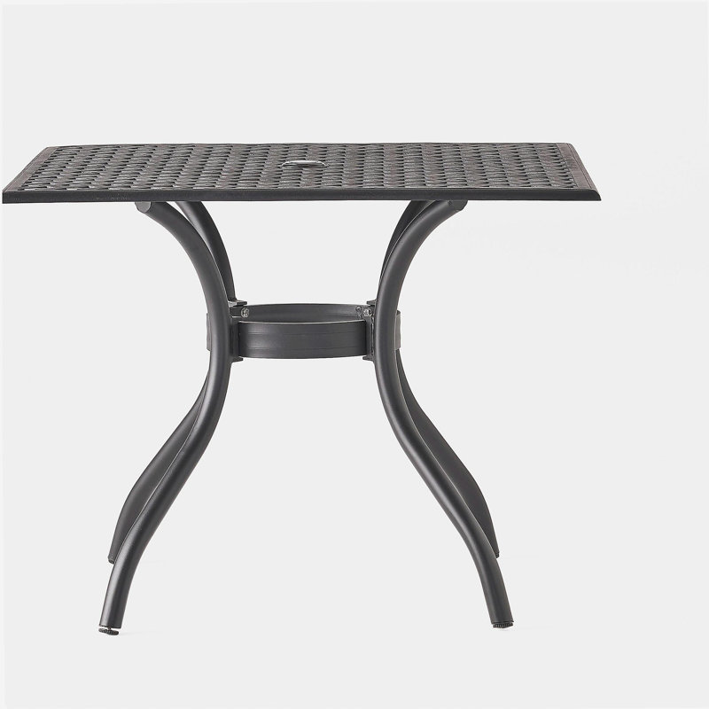 TABLE CAILLETTE EN CAOUTCHOUC I 39IN SQ