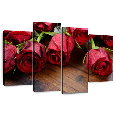 Harnek fraîchement cueillies roses rouges