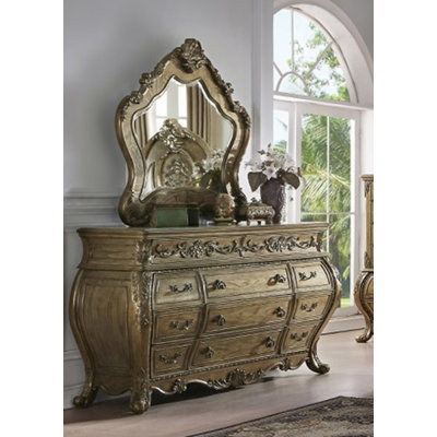Ragenardus Dresser With Mirror
