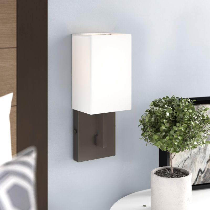Agigail Armed Sconce, Bronze