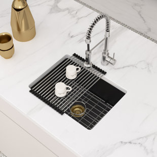 Évier de cuisine encastré 22 po x 17 po x 9 po en pierre de quartz encastré en granite blanc avec accessoires dorés
