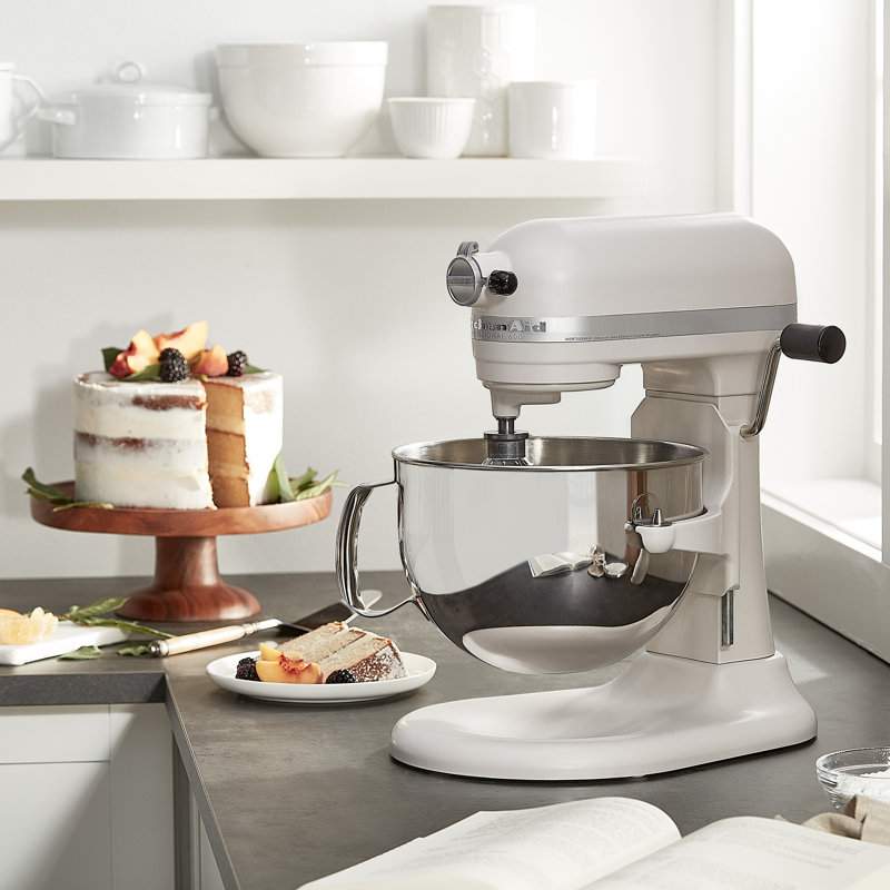 KitchenAid® Professional 600™ Series 6 Quart Bowl-Lift Stand Mixer, Milkshake